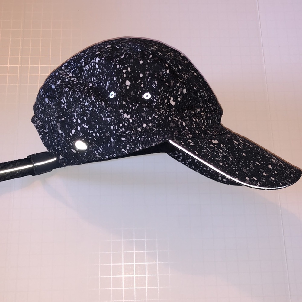 lululemon athletica Lightweight Crushable Reflective Running Hat